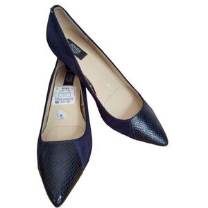 Jones New York Black and Navy Flats
